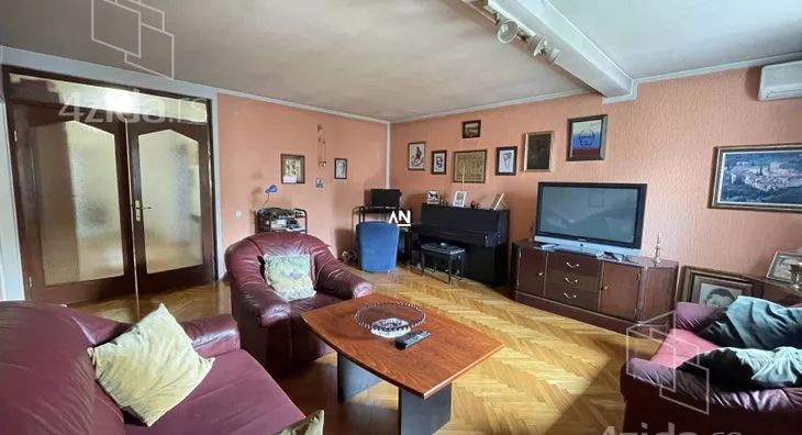 4-etažna kuća | 4zida