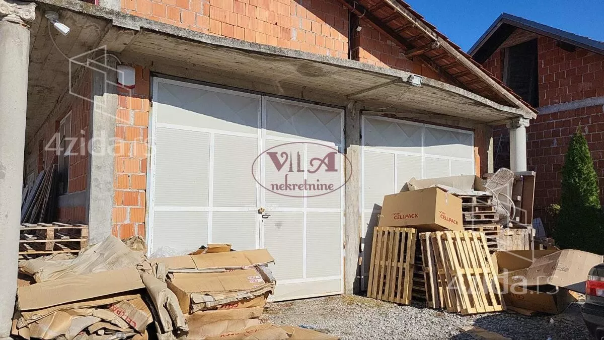 Poslovni prostor | 4zida