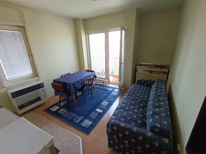 Vašarište | 4zida.rs