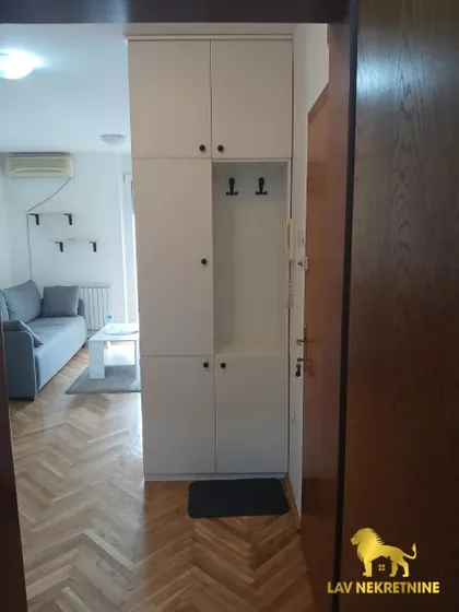 DANILA KIŠA | 4zida.rs