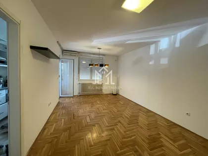 Banatić | 4zida.rs