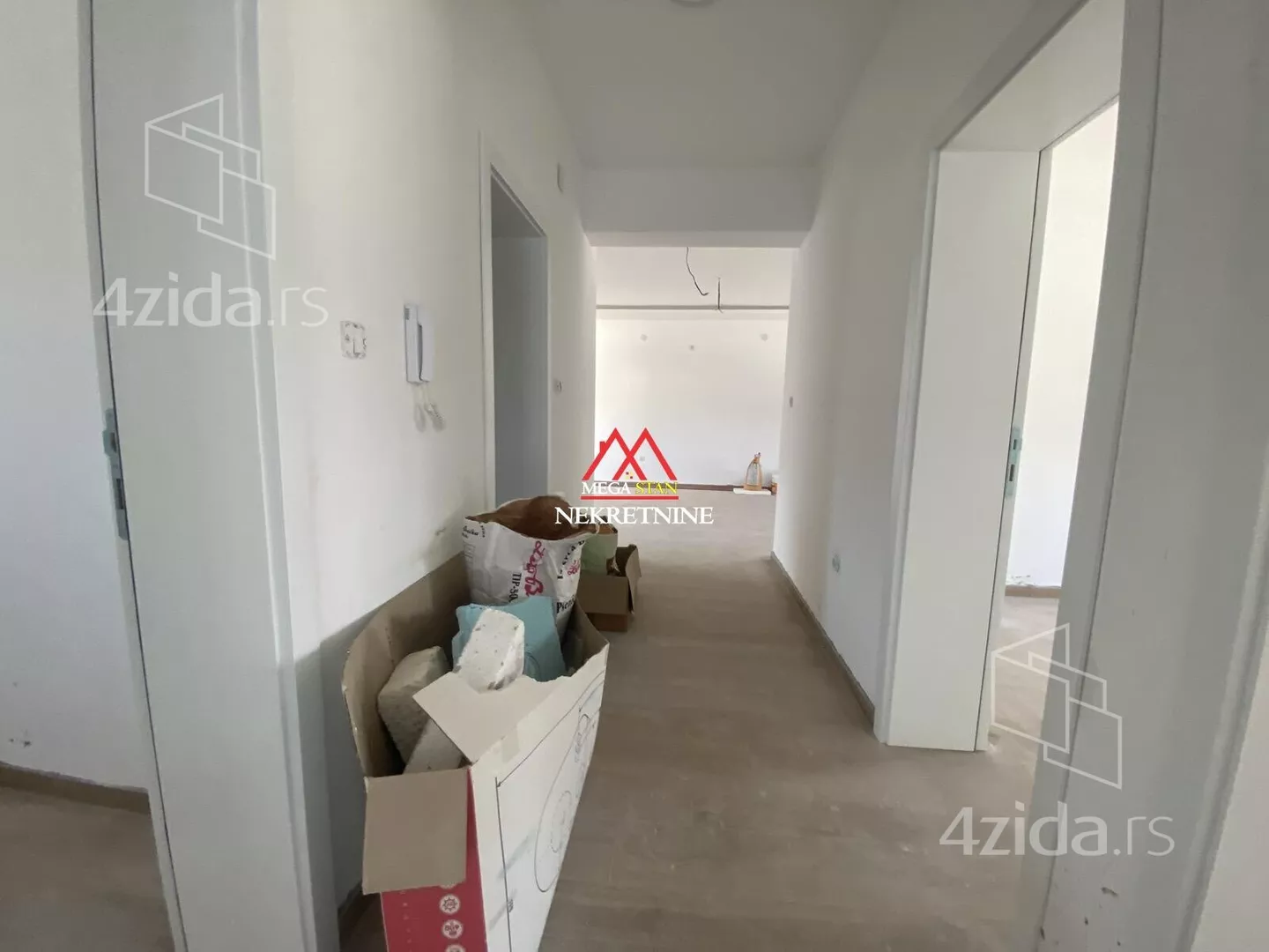 Dvoiposoban stan | 4zida