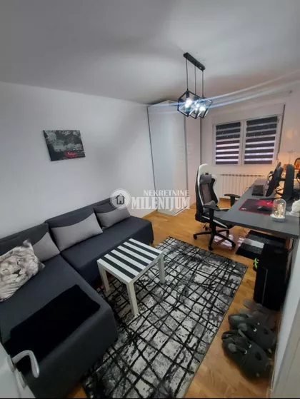 Surčinski put | 4zida.rs