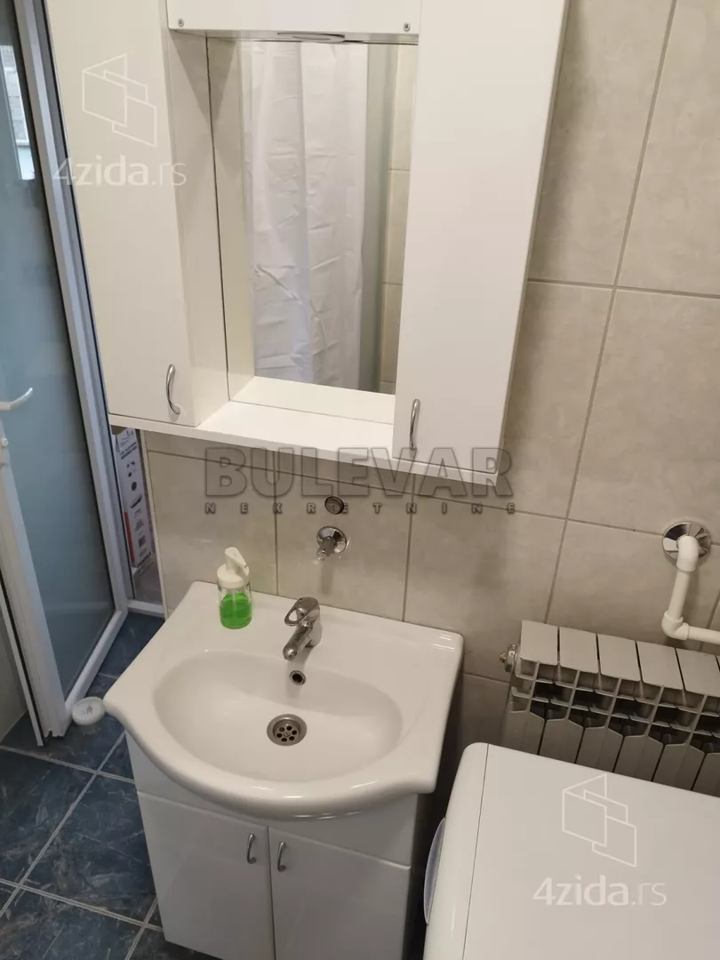 Garsonjera | 4zida