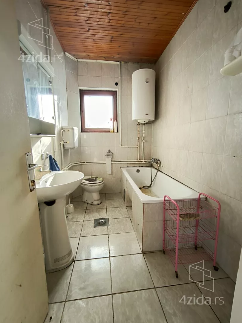 4-etažna kuća | 4zida