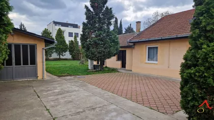Adamovićevo Naselje | 4zida.rs
