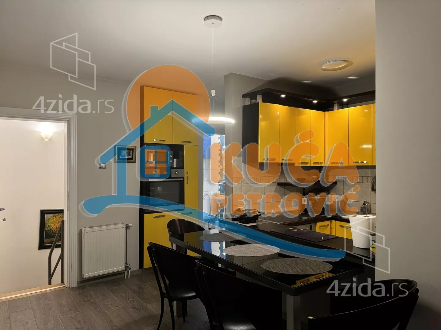 Četvorosoban stan | 4zida