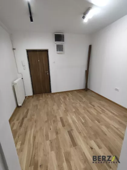 Železnička stanica | 4zida.rs