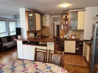 Crveni Krst Vračar, Vračar, Beograd | 4zida.rs