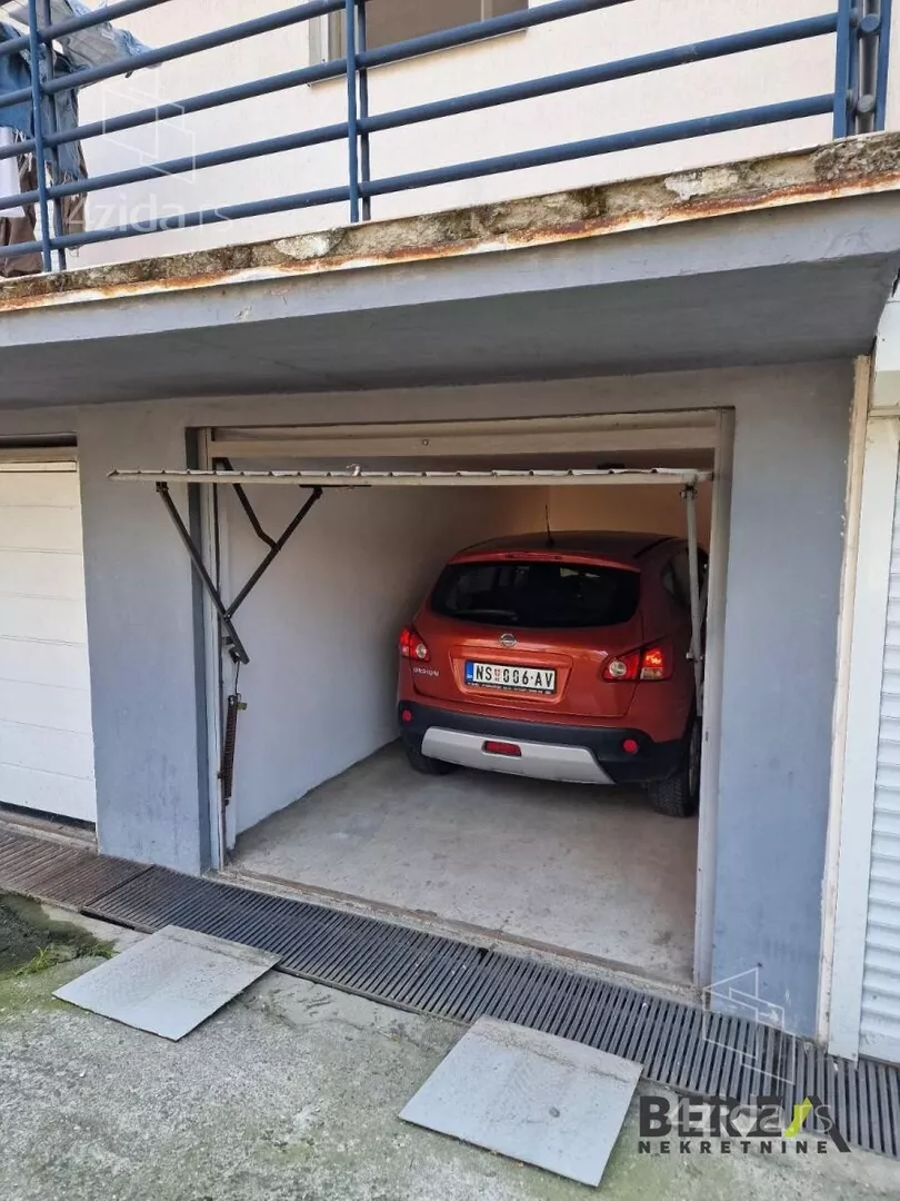 Garaža | 4zida