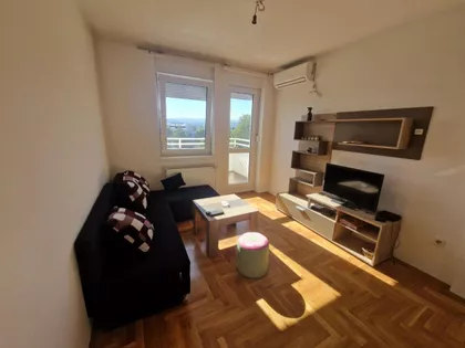 Bulevar Patrijarha Pavla (Somborski Bulevar) | 4zida.rs