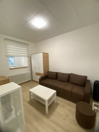 Žorža Klemansoa 12 | 4zida.rs