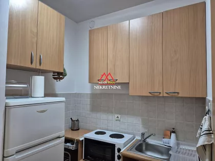 Lovćenska | 4zida.rs