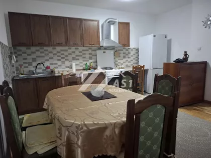 Zlatarićeva | 4zida.rs