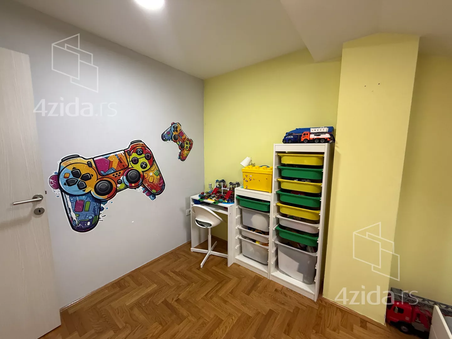 Četvorosoban stan | 4zida