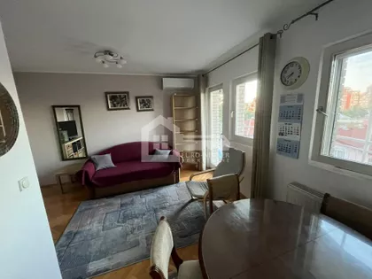 Učiteljice Leontine Kraus | 4zida.rs