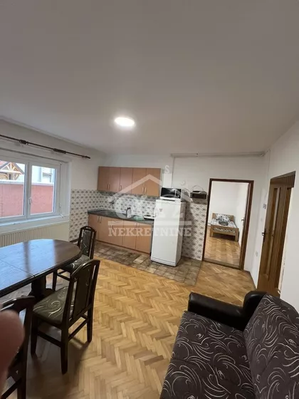 Centar preko Lepenice | 4zida.rs