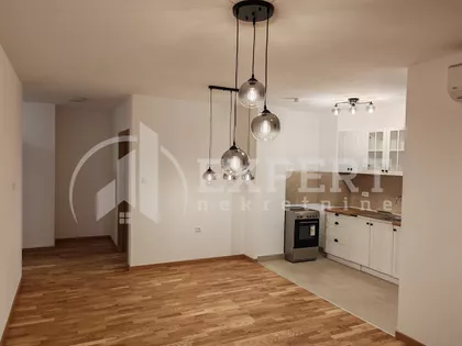 Lale Popović Tanje | 4zida.rs