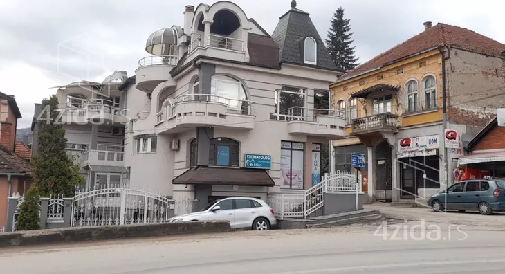 4-etažna kuća | 4zida