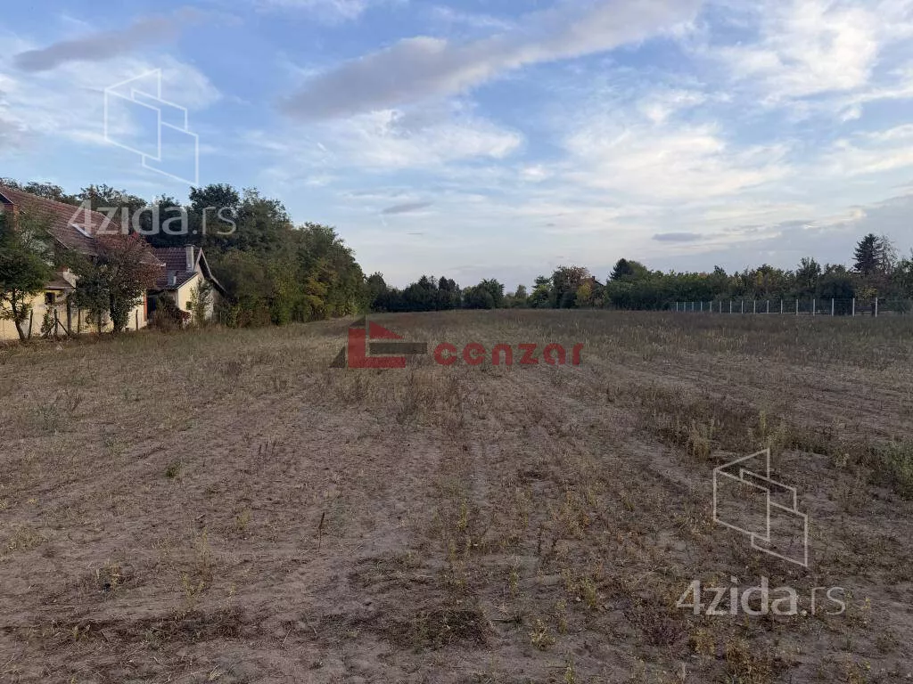 Plac | 4zida