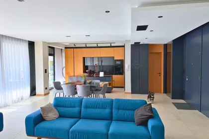 Generala Anrija | 4zida.rs