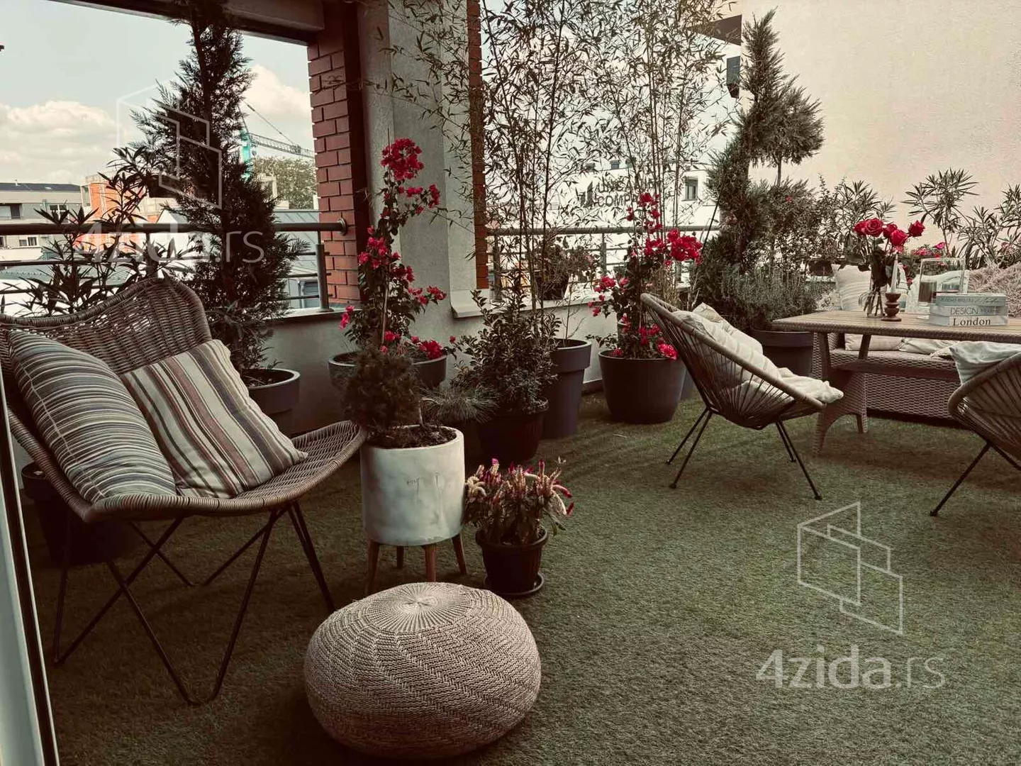 Četvorosoban stan | 4zida