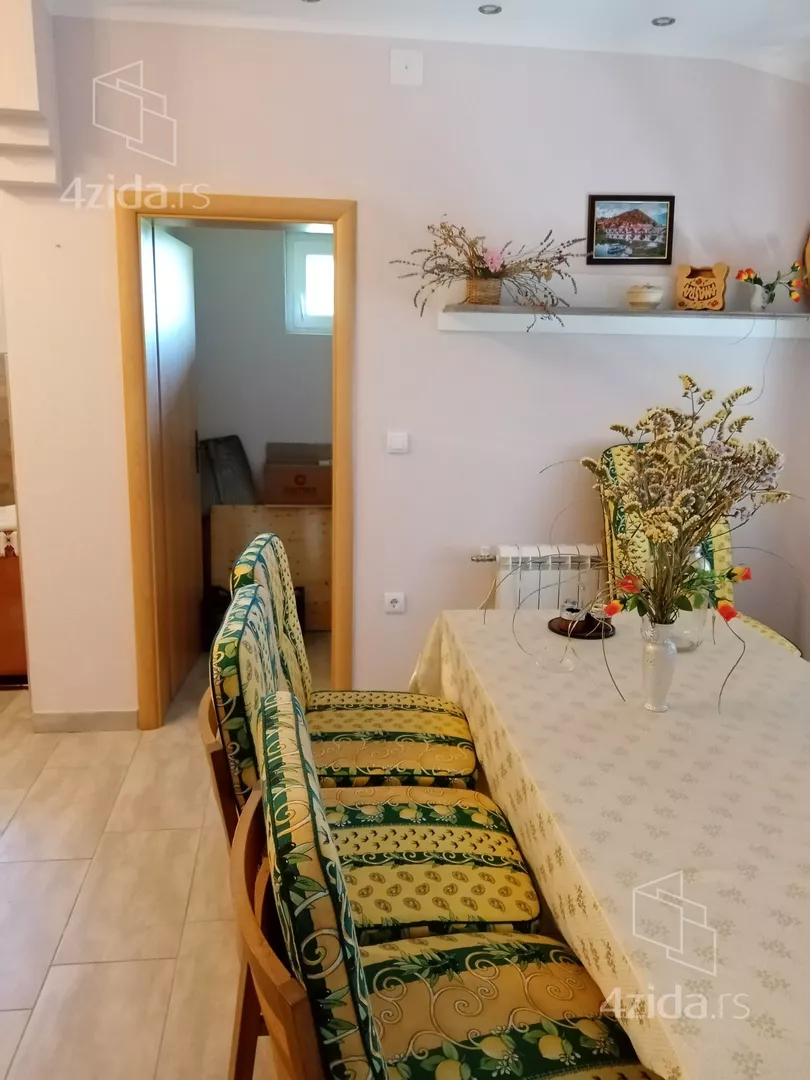 3-etažna kuća | 4zida