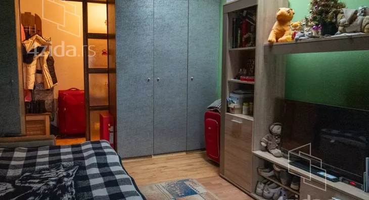 Šestosoban stan | 4zida