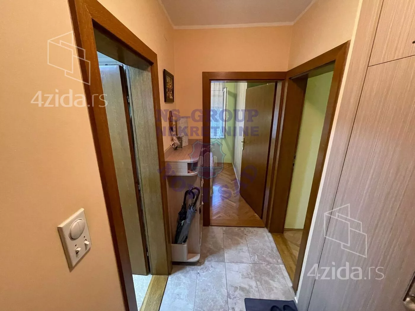 Jednoiposoban stan | 4zida