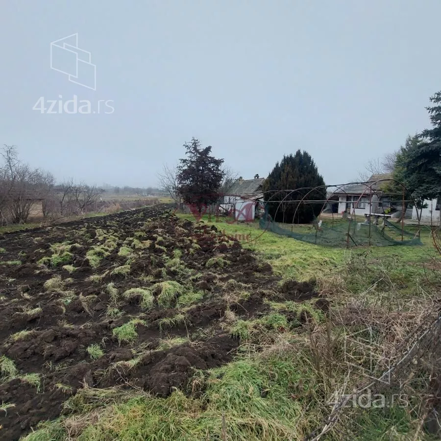 Plac | 4zida