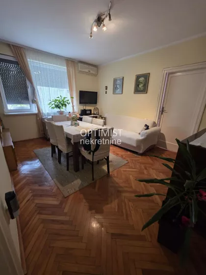 Džona Kenedija | 4zida.rs
