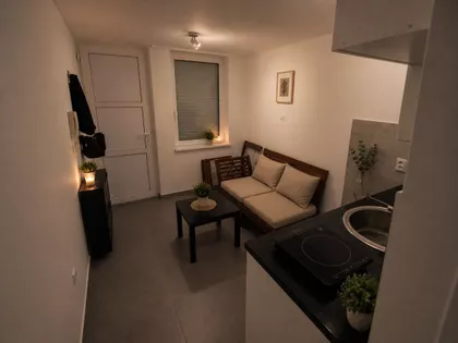 Hadži Ruvimova | 4zida.rs