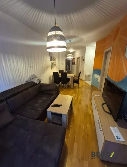 Socijalno | 4zida.rs