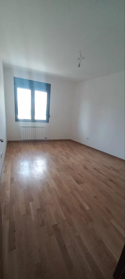 Trg Mučenika | 4zida.rs
