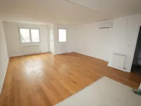 Vukov Spomenik, Zvezdara opština, Beograd | 4zida.rs