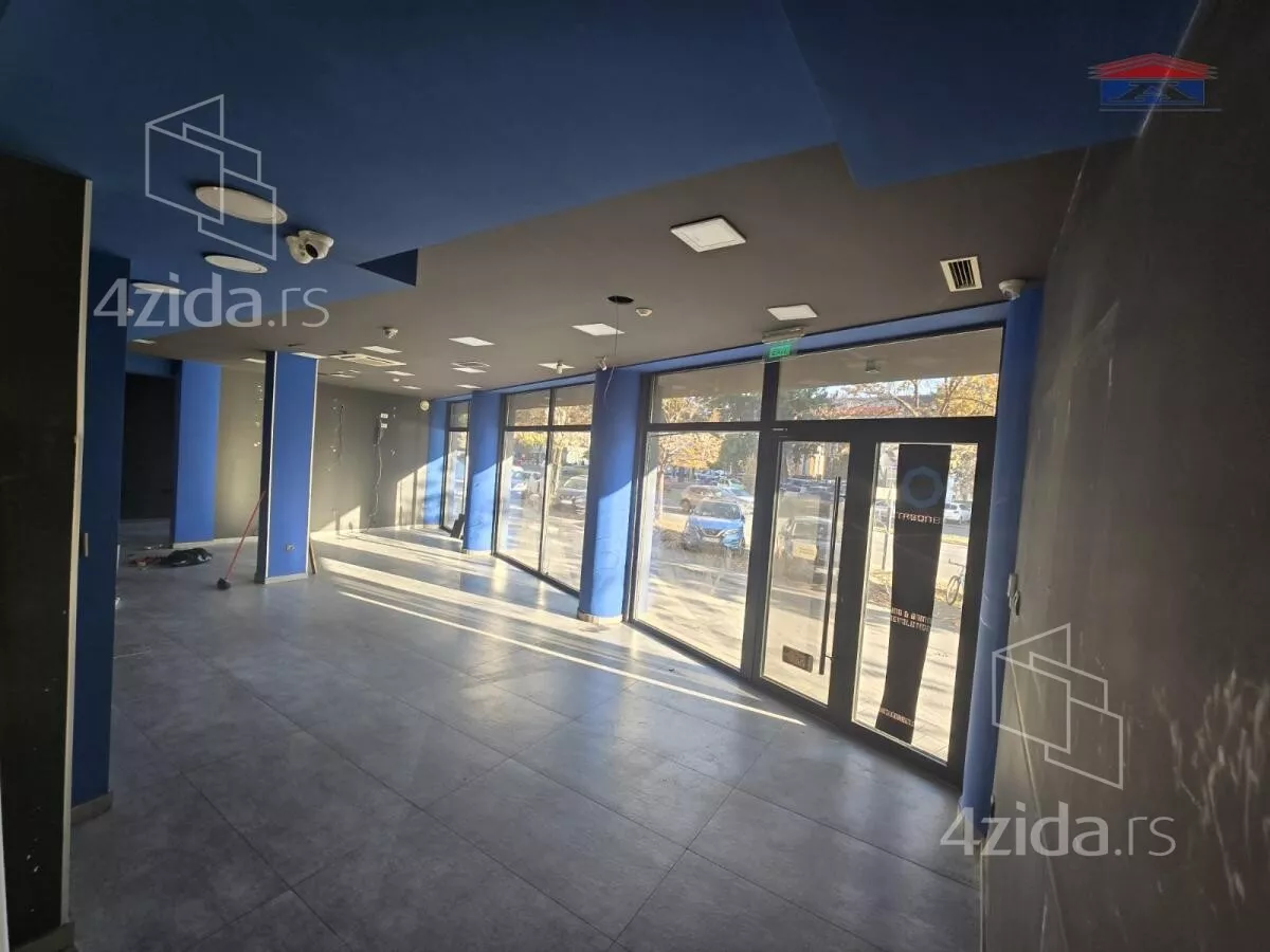 Poslovni prostor | 4zida