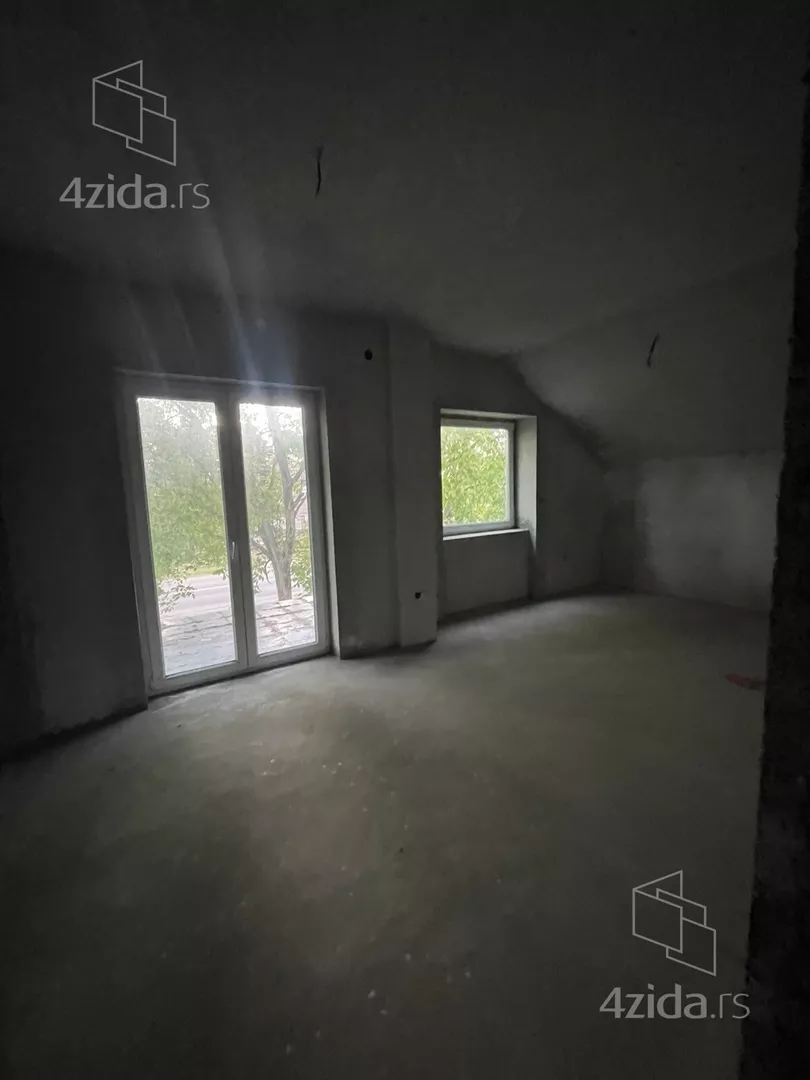 3-etažna kuća | 4zida