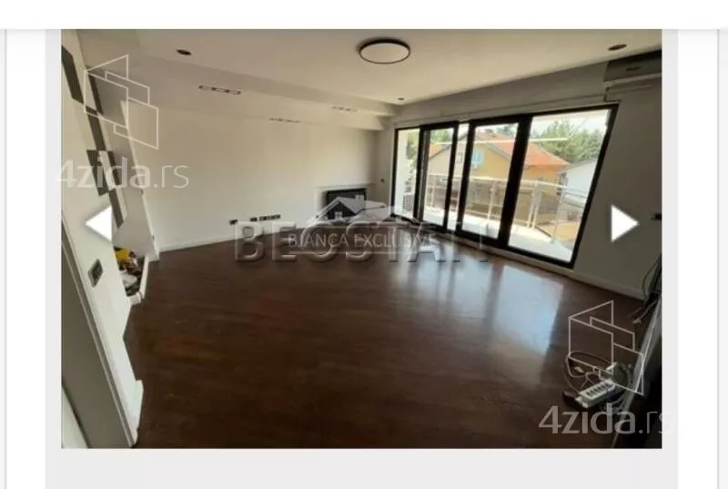 Petosoban stan | 4zida