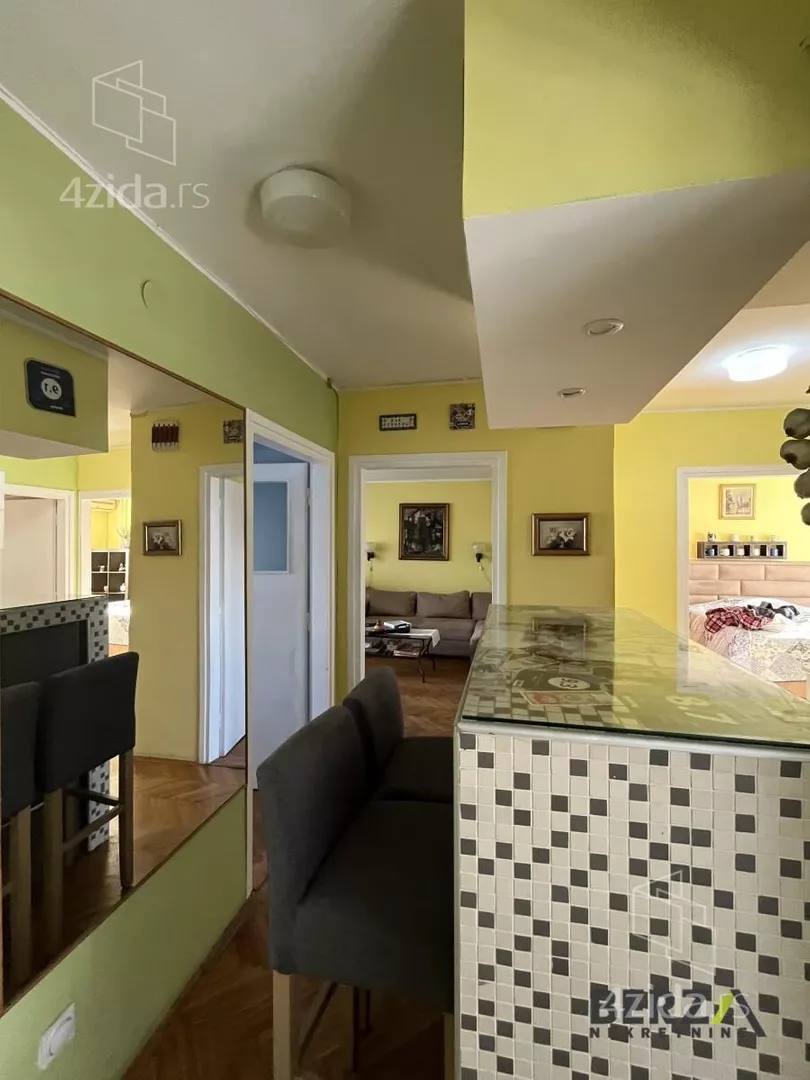 Četvorosoban stan | 4zida