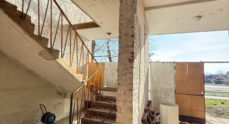 Poslovna zgrada | 4zida