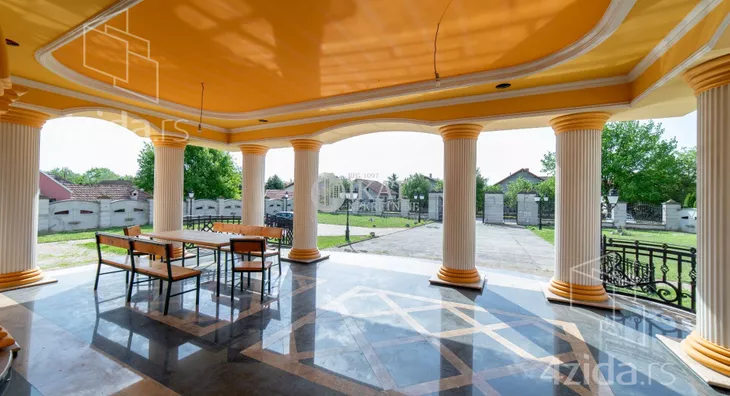 Ugostiteljski objekat | 4zida