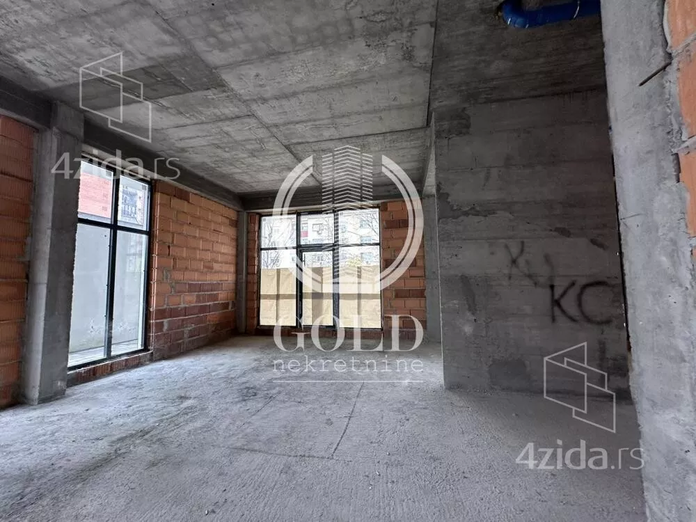 Lokal | 4zida