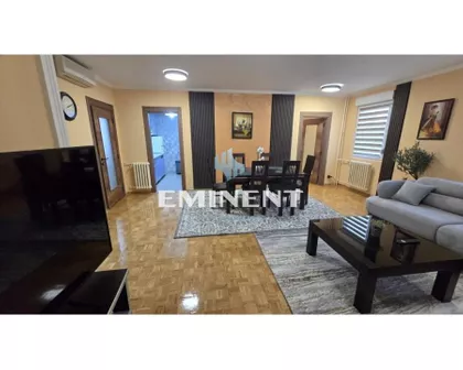 Ismeta Mujezinovića | 4zida.rs