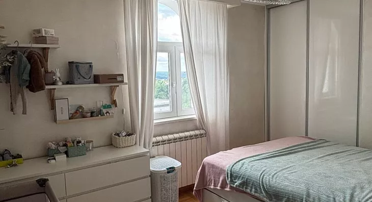 Četvoroiposoban stan | 4zida