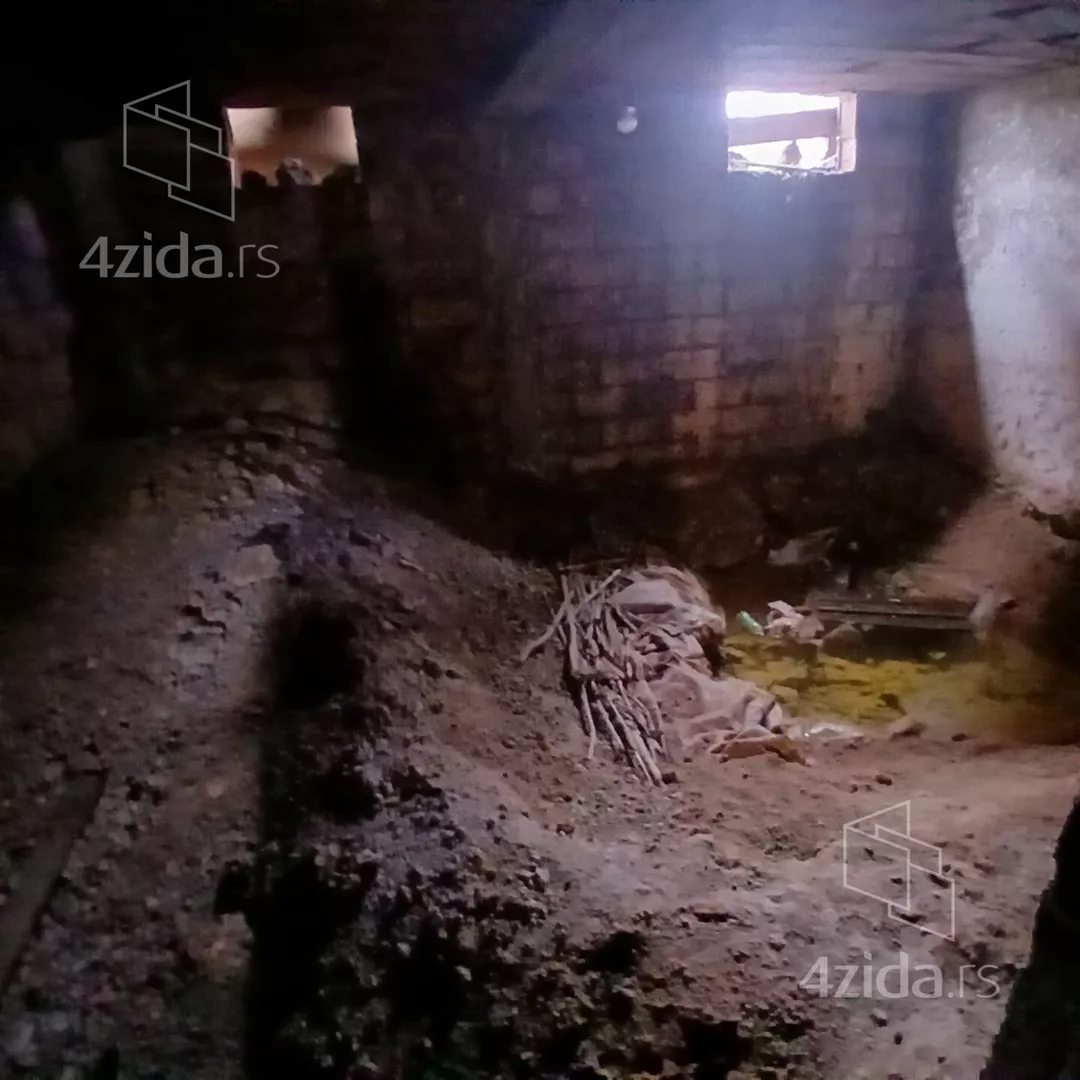 3-etažna kuća | 4zida