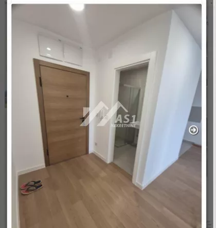Heroja Pinkija | 4zida.rs