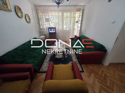 Sremska | 4zida.rs