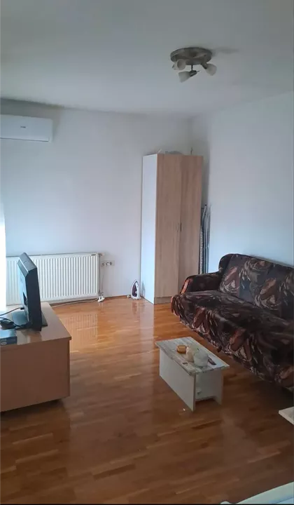 Romanijska | 4zida.rs