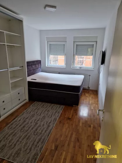 NOVOSADSKOG SAJMA | 4zida.rs