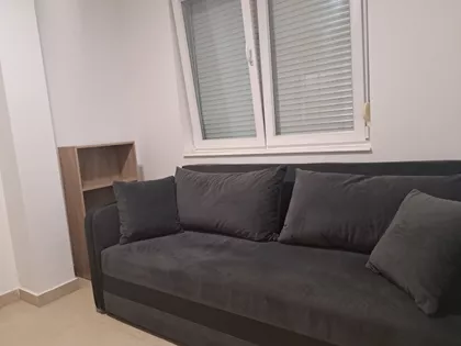 Venizelosova | 4zida.rs